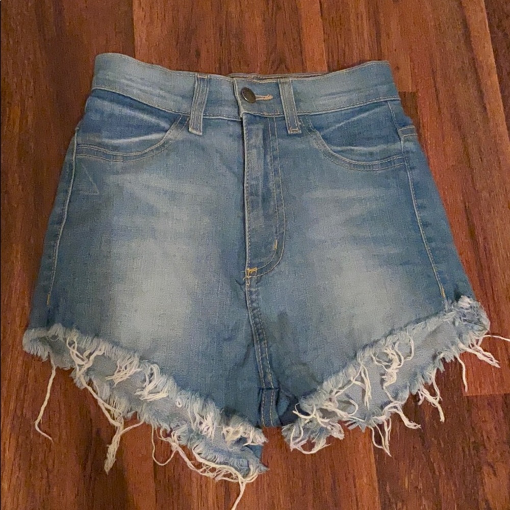 Cutoff jean shorts